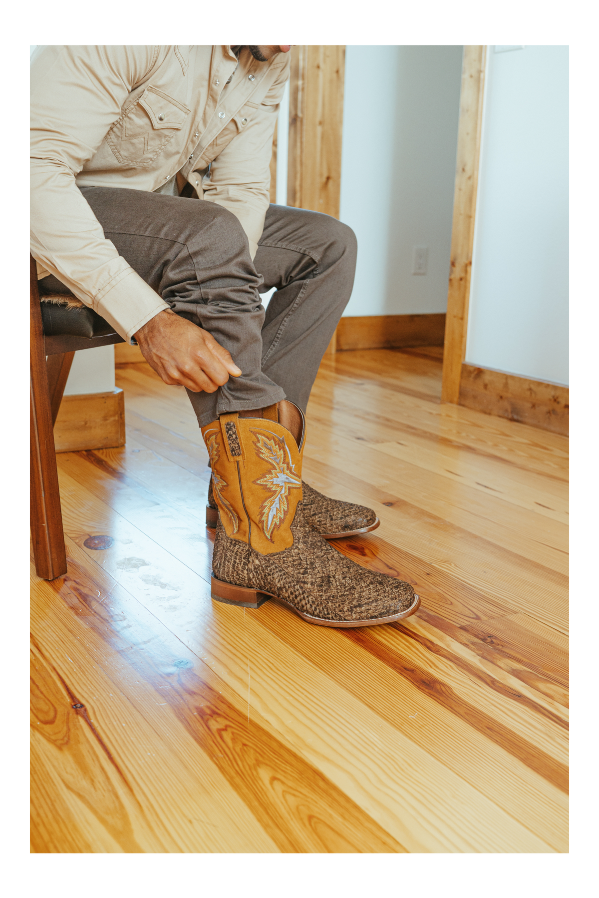 DORSAL SEA BASS BOOT Image