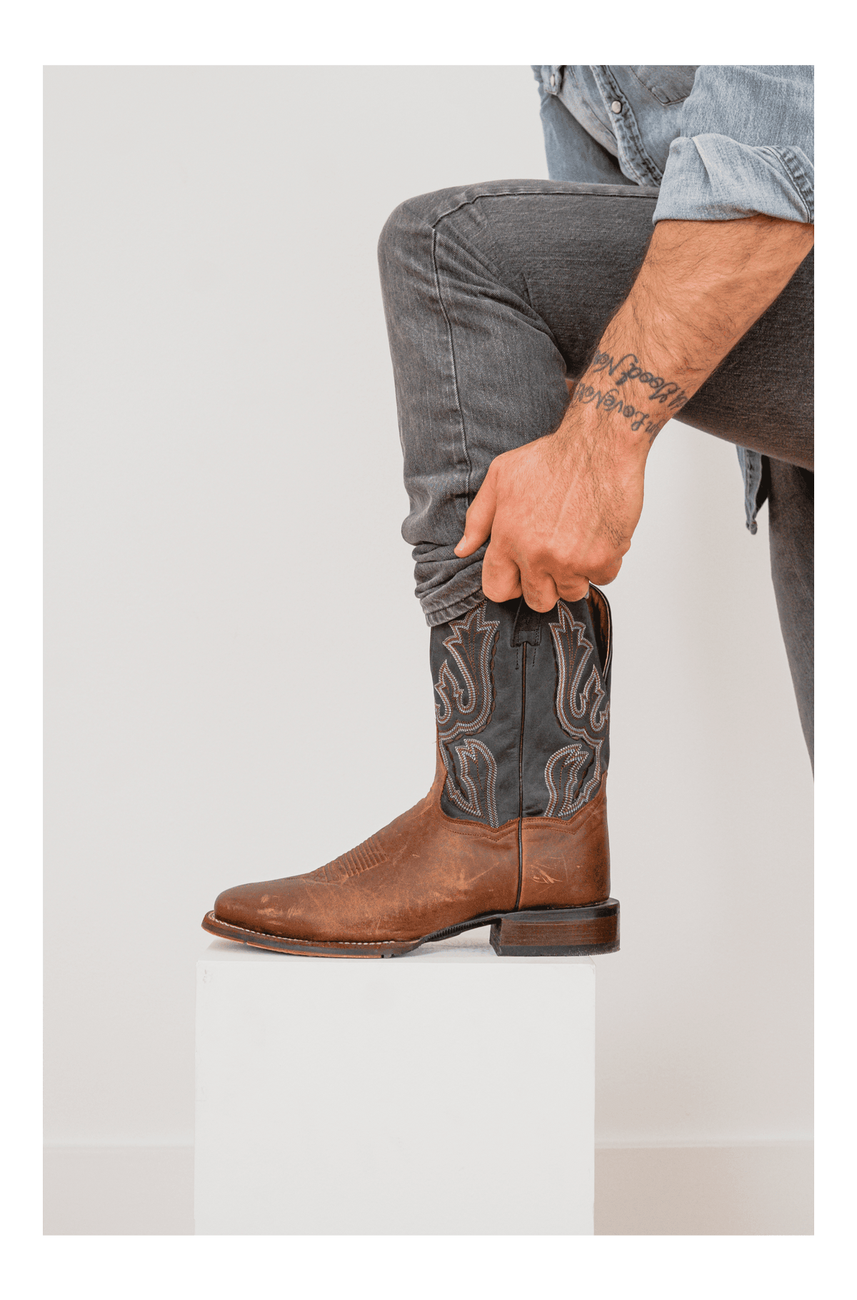 WINSLOW LEATHER BOOT Image