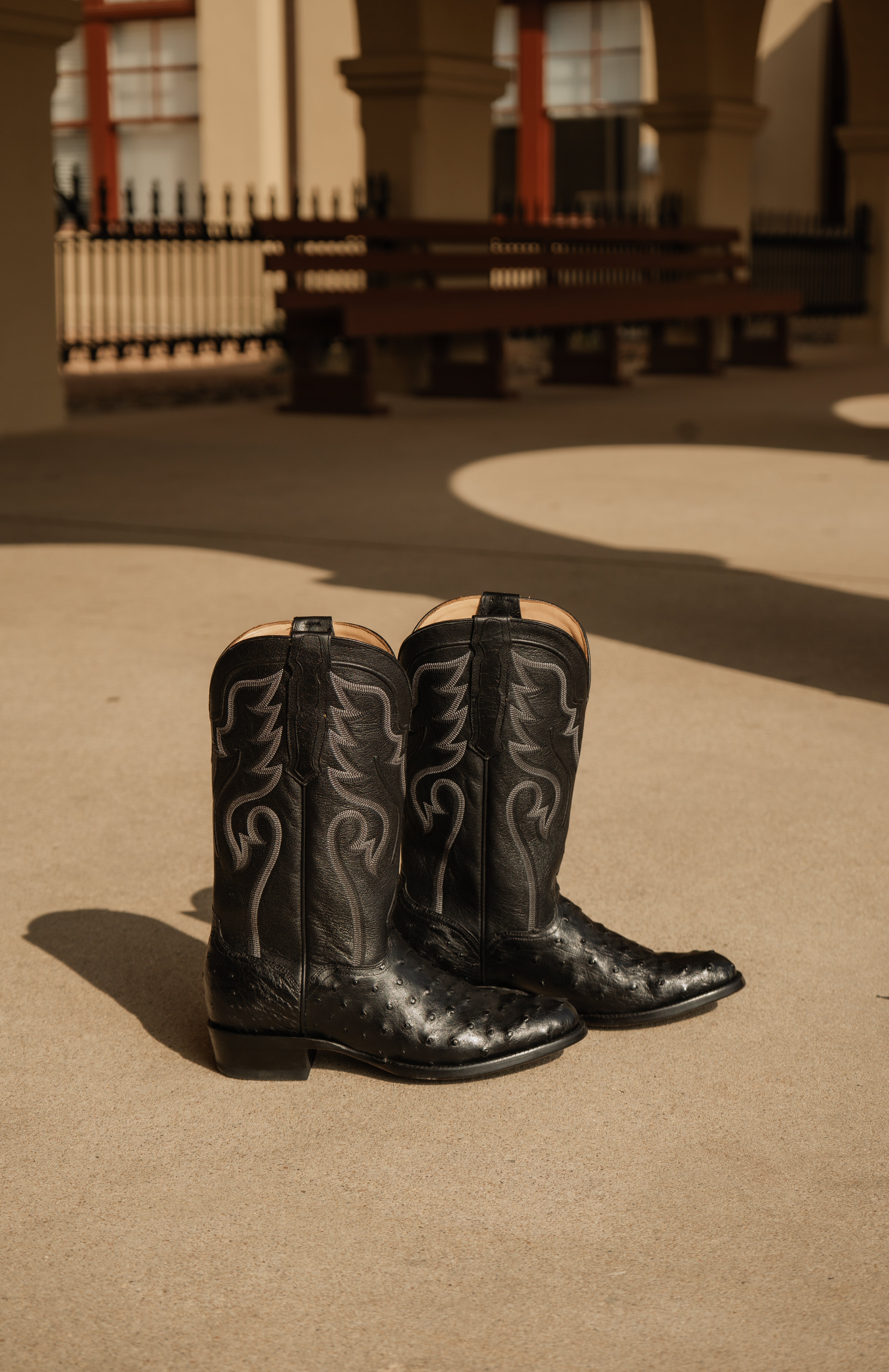 STANFORD FULL QUILL OSTRICH BOOT | Lifestyle 2